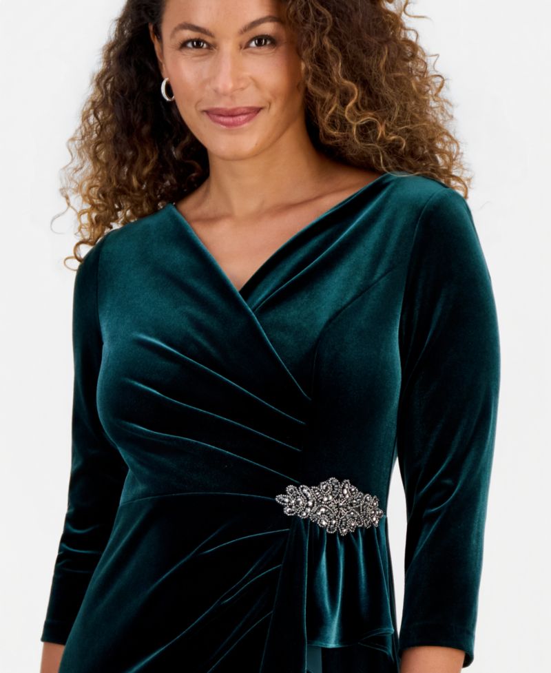 Petite Laurie Embellished V-Neck Short-Sleeve Gown