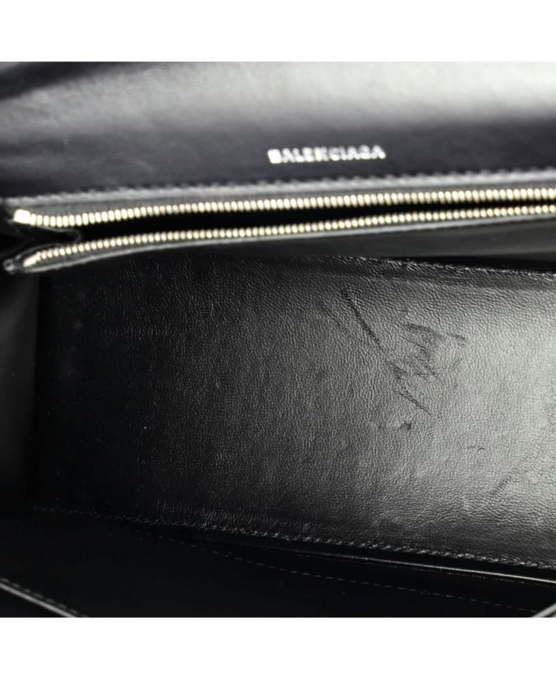 Medium Hourglass Top Handle Bag Leather