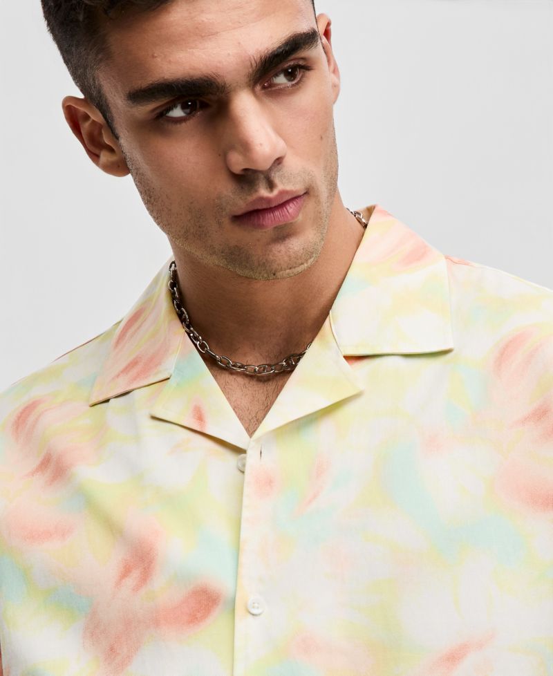 Men's Relaxed-Fit Floral Short-Sleeve Shirt