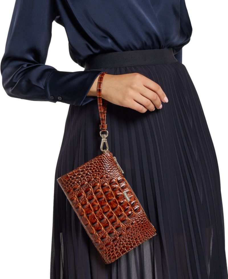 Daisy Leather Melbourne Wristlet