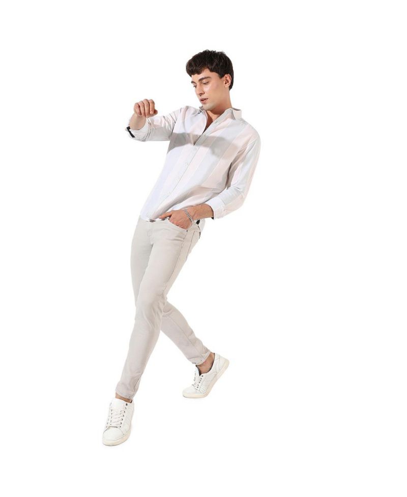 Men's White And Blue Striped Regular Fit Casual Shirt
