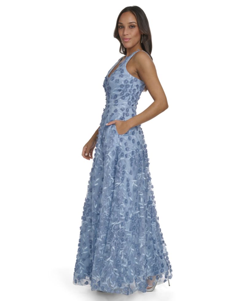 Women's V-Neck Sleeveless Ball Gown