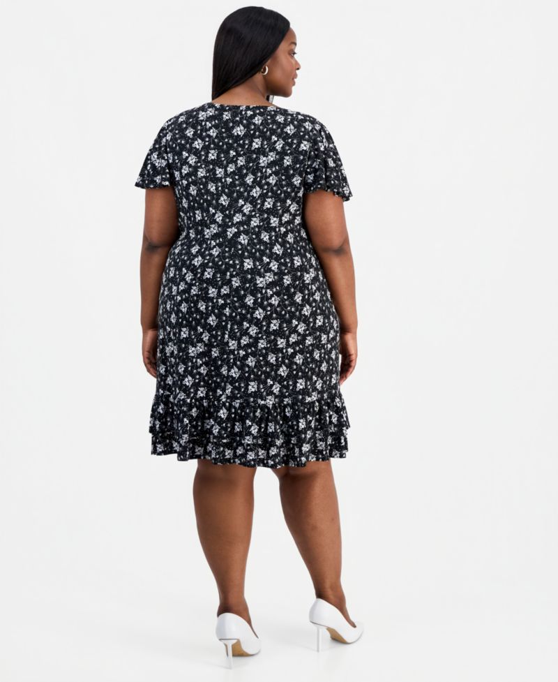 Plus Size Round-Neck Short-Sleeve Dress