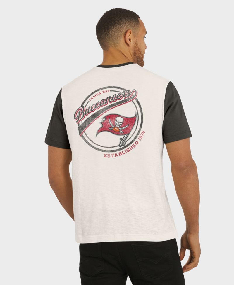 Men's Darius Rucker Collection by Cream Tampa Bay Buccaneers Henley Color Block Slub Pocket T-Shirt