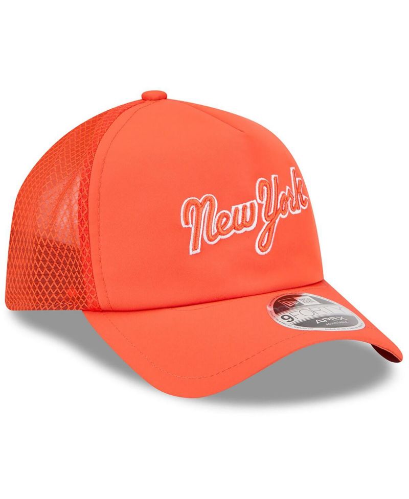 Men's Orange New York Mets 2026 Batting Practice Apex 9FORTY Adjustable Trucker Hat