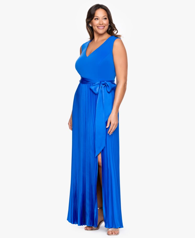 Plus Sleeveless V-Neck Gown