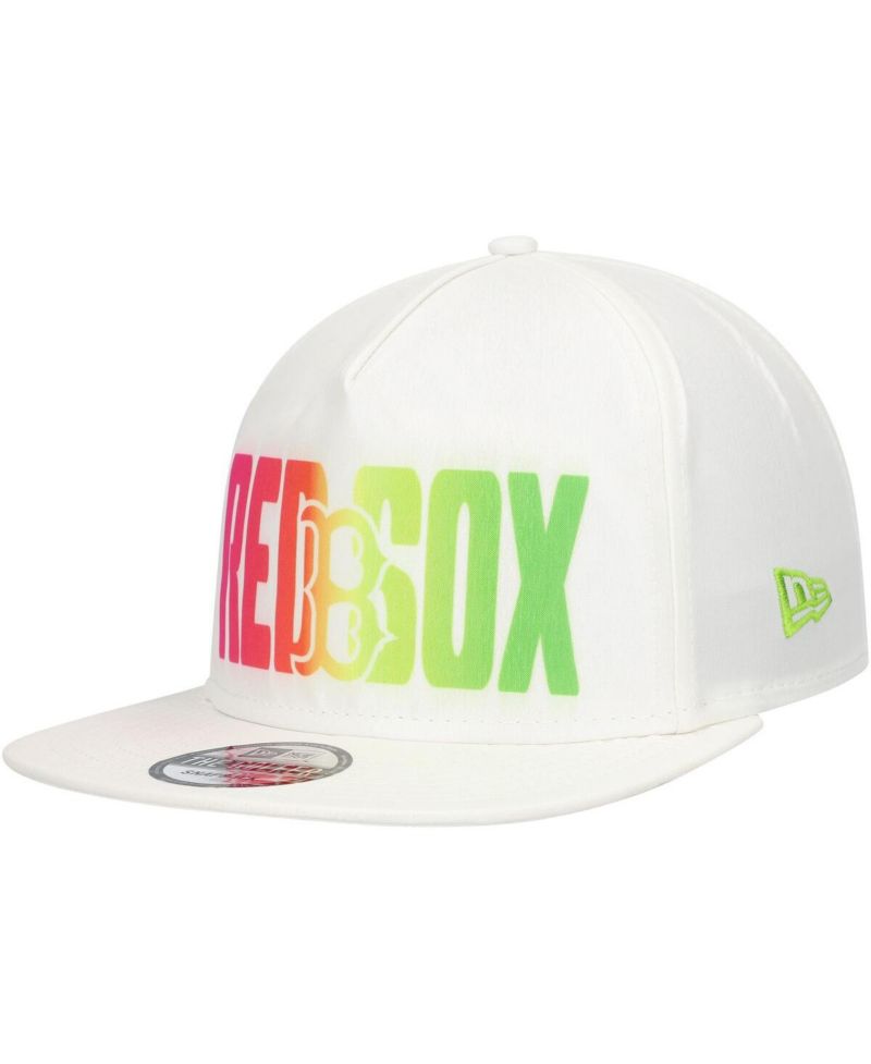 Men's White Boston Red Sox Spring Spectrum Golfer Snapback Hat