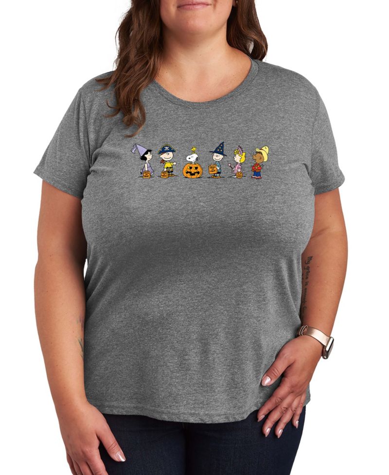 Peanuts Gang Halloween Trick or Treat Women's Short Sleeve Graphic T-shirts