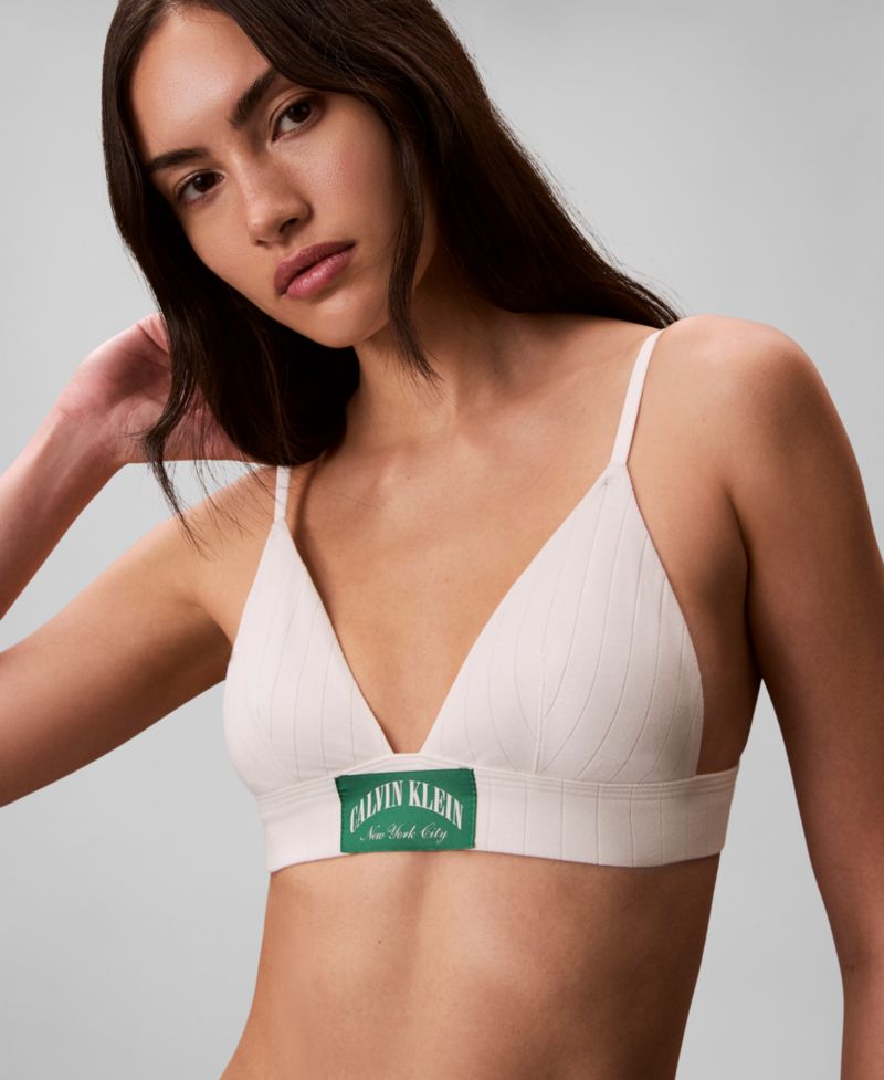 Women's Heritage Athletic Lightly Lined Triangle QF8886