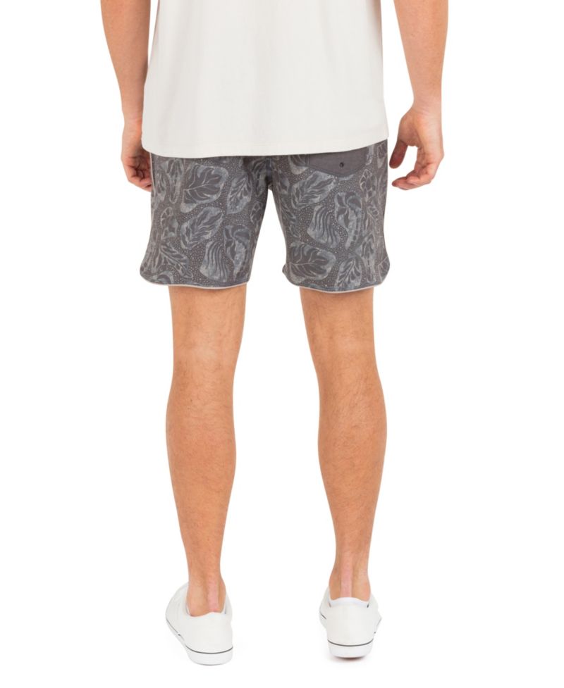 Men's Phantom Naturals Scallop Volley 17"