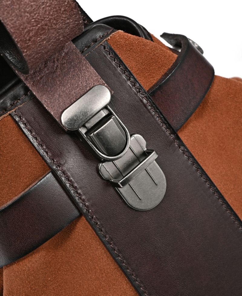Daisy Medium Leather Sling Bag