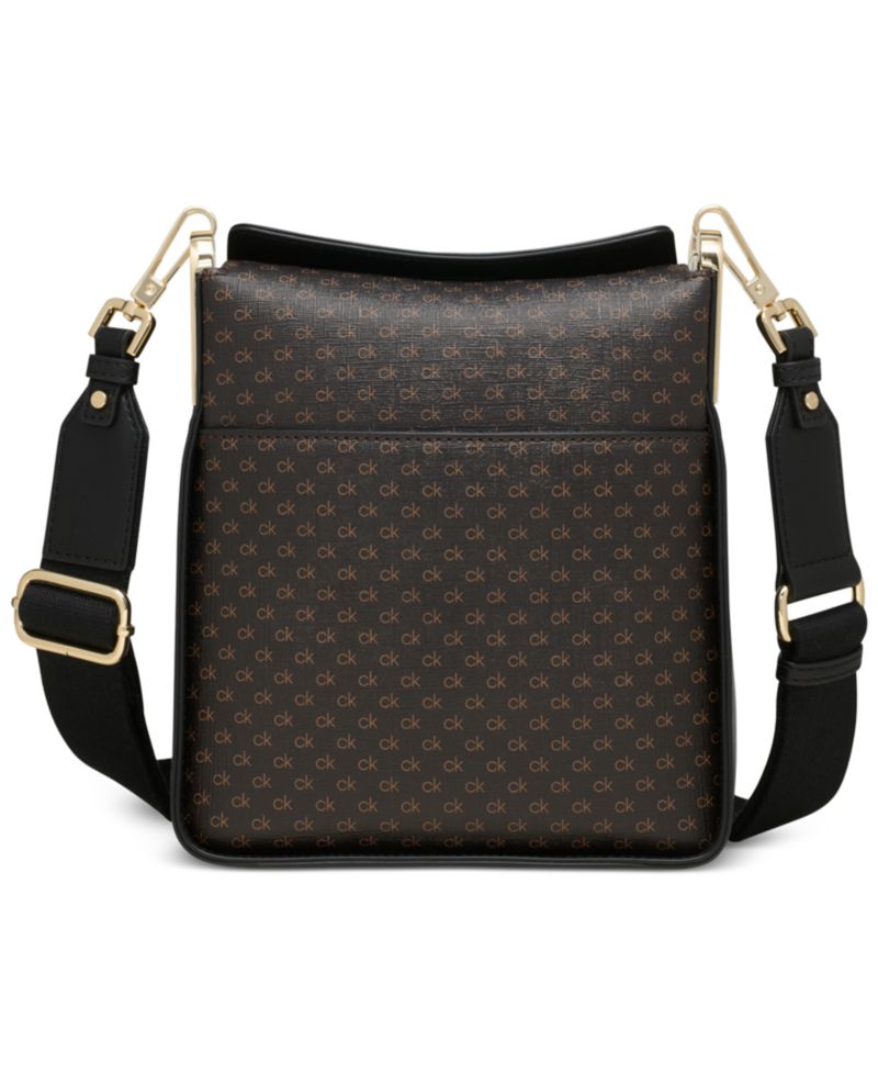 Fay Signature Adjustable Crossbody with Magnetic Top Closure