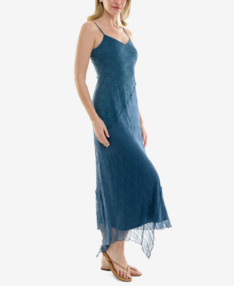Juniors' Sleeveless V-Neck Lace Midi Dress