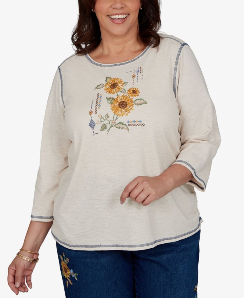 Plus Size 3/4-Sleeve Sunflower-Graphic Cotton-Polyester Blend T-Shirt