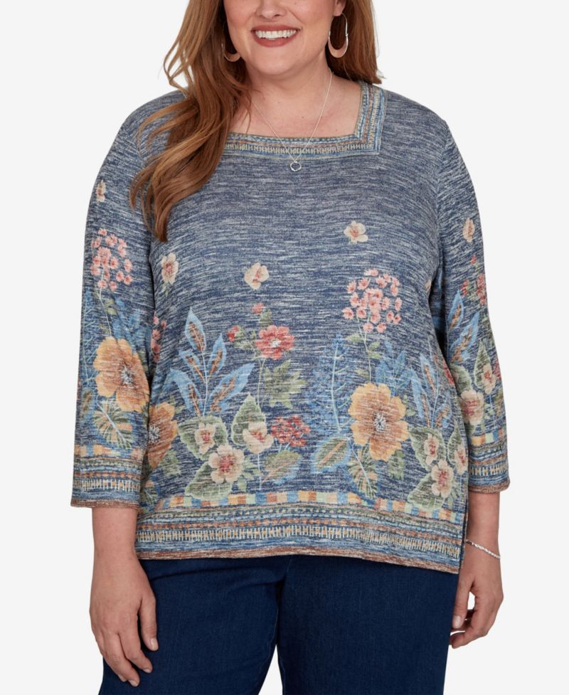 Plus Size Floral 3/4-Sleeve Square-Neck Top