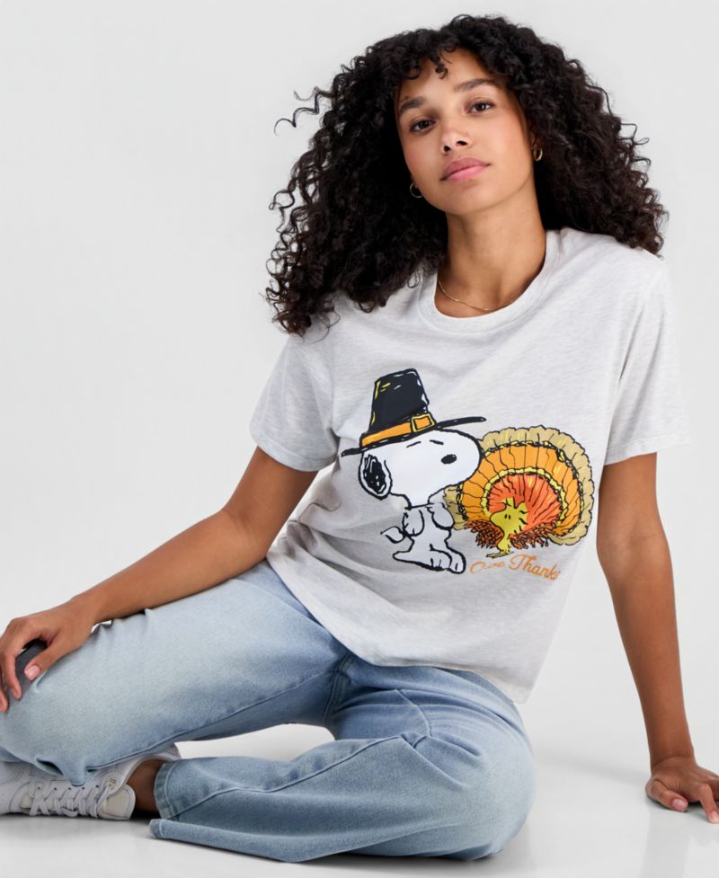 Juniors' Snoopy Thanksgiving Crewneck Tee