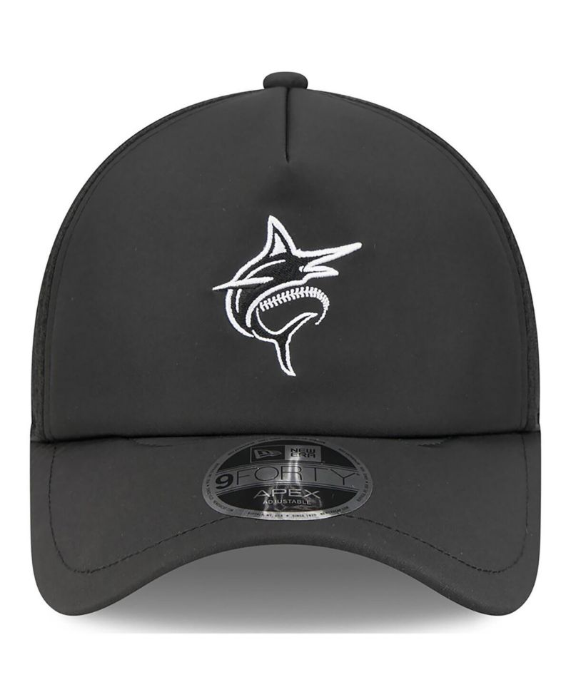 Men's Black Miami Marlins 2026 Batting Practice Alternate Apex 9FORTY Adjustable Hat