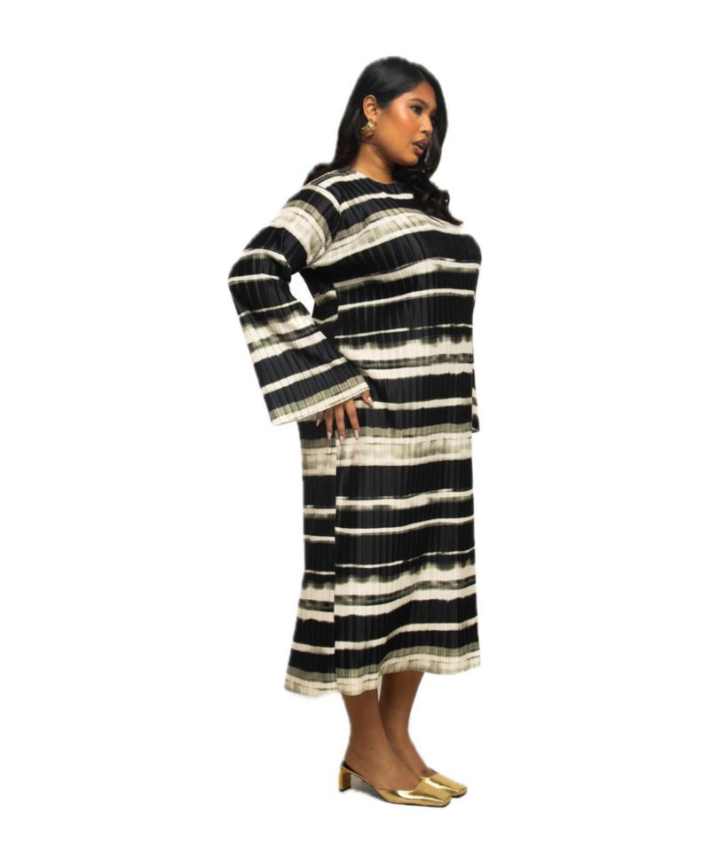 Women's Long Sleeved Striped Plisse Midi Dress