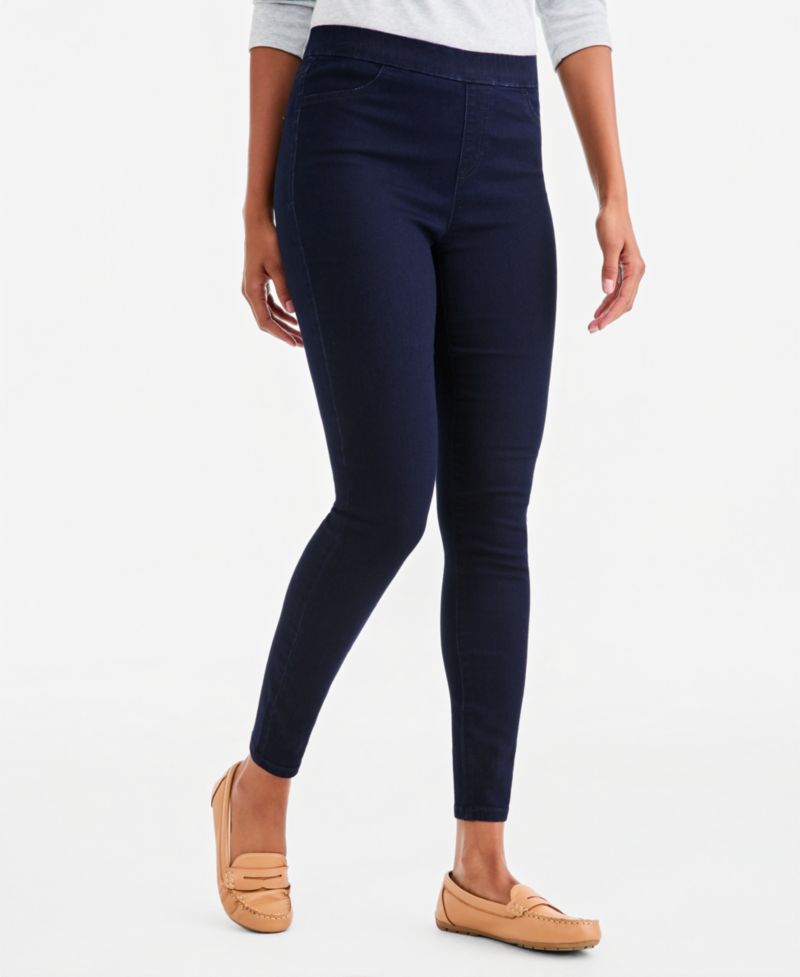 Petite Mid-Rise Pull On Jeggings