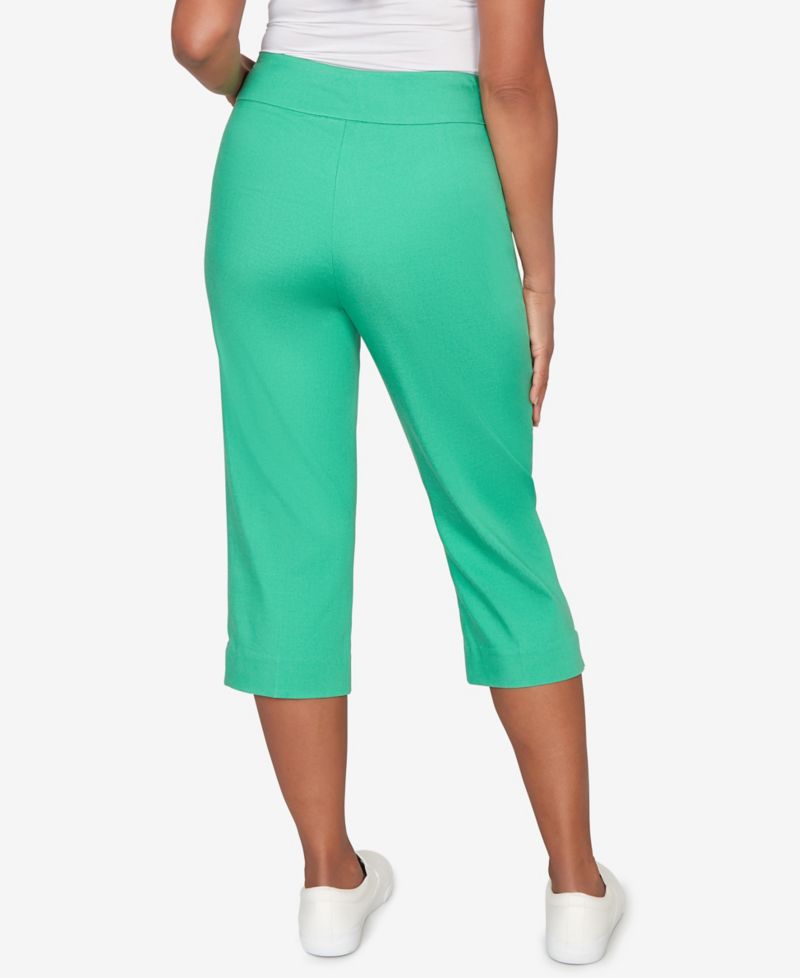 Women's Resort Living Smooth Waist Easy Pull- On Capri Pants