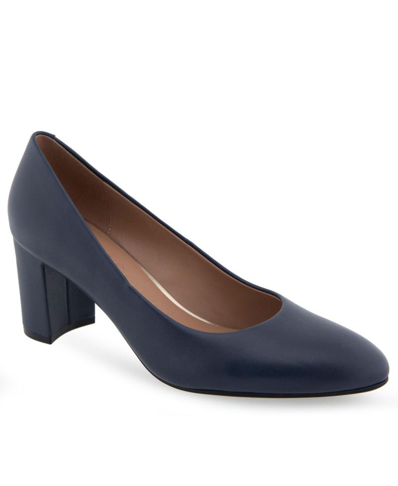 Women's Betsy Pumps