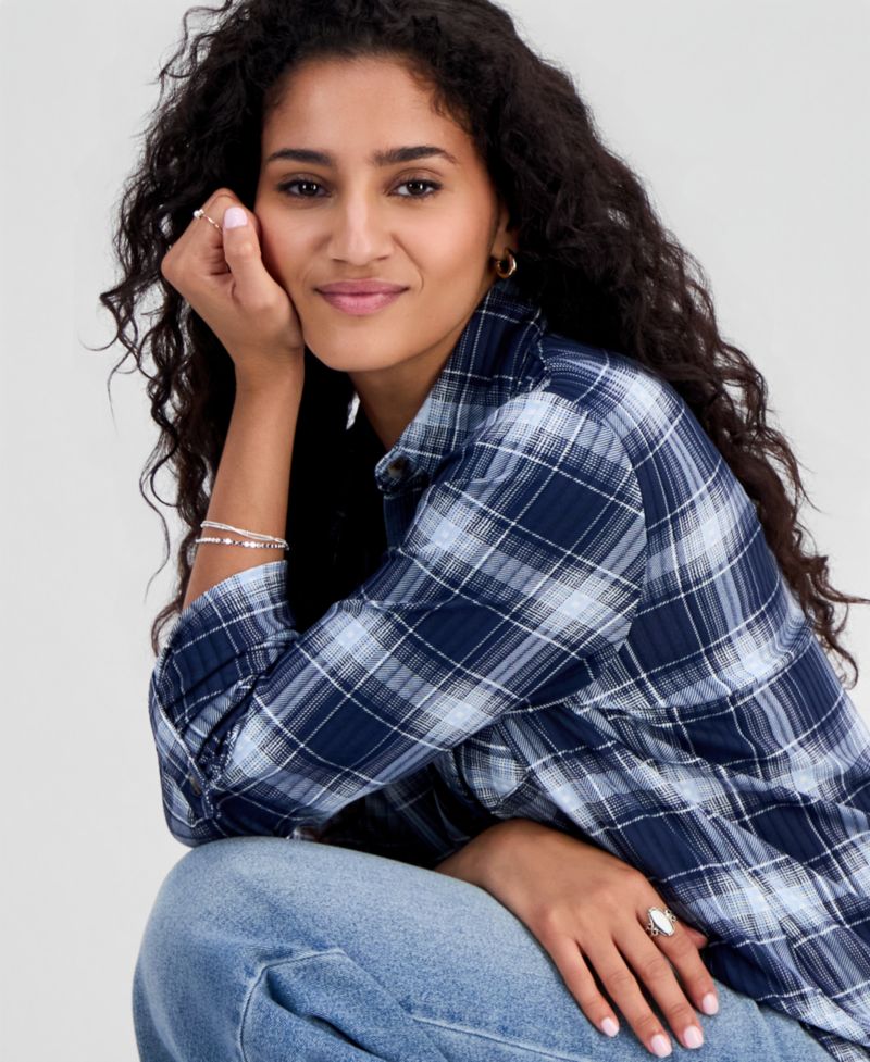 Juniors' Plaid Knit Shirt