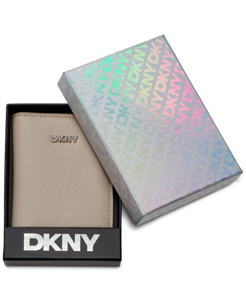 Boxed Lilah Snap Closure Mini Bifold Card Case