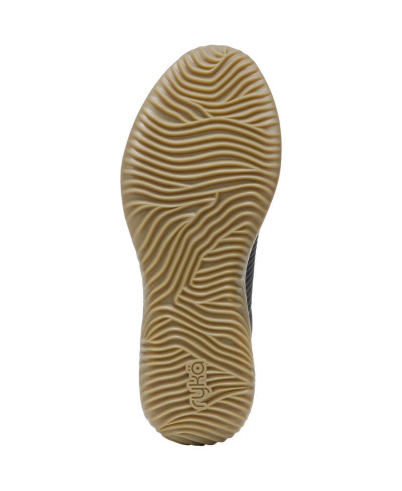 Women's Echo Knit Slip On Sneakers