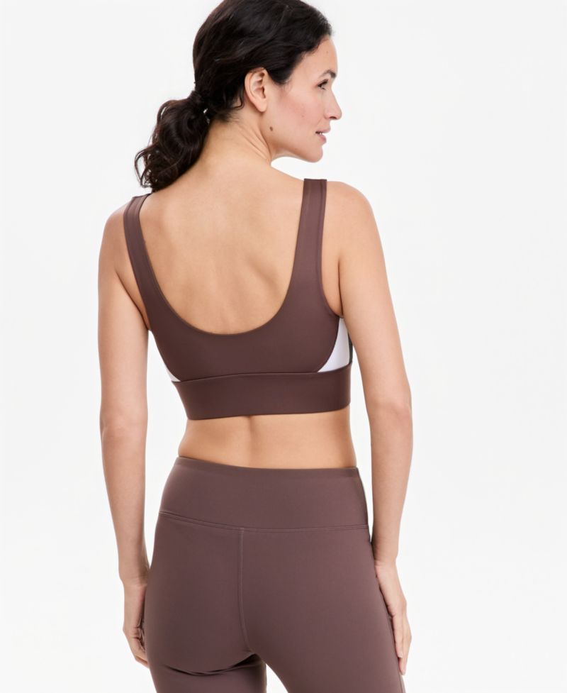 Scoop-Neck Wireless Medium-Impact Sports Bra