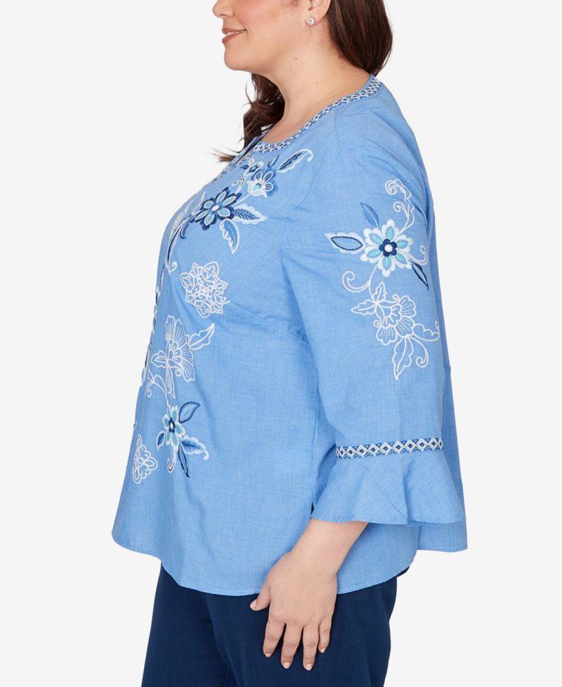 Plus Size Mykonos Floral Textured Embroidered Split Neck Top