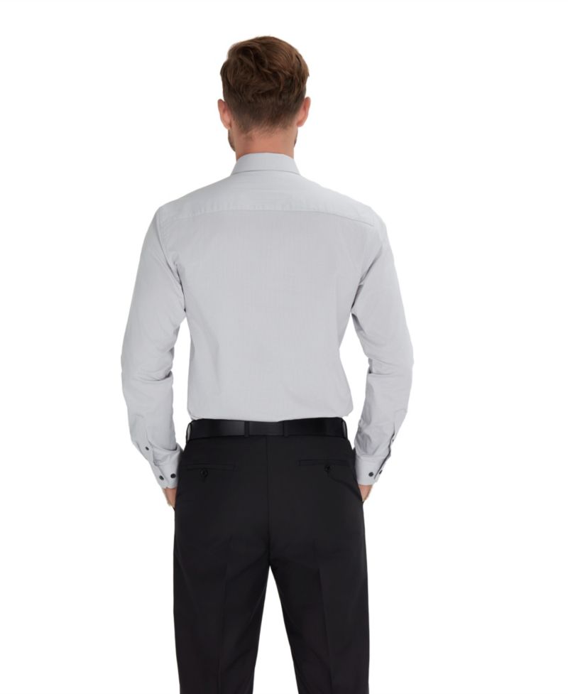 Men's Slim-Fit Spread Collar Dress Shirt