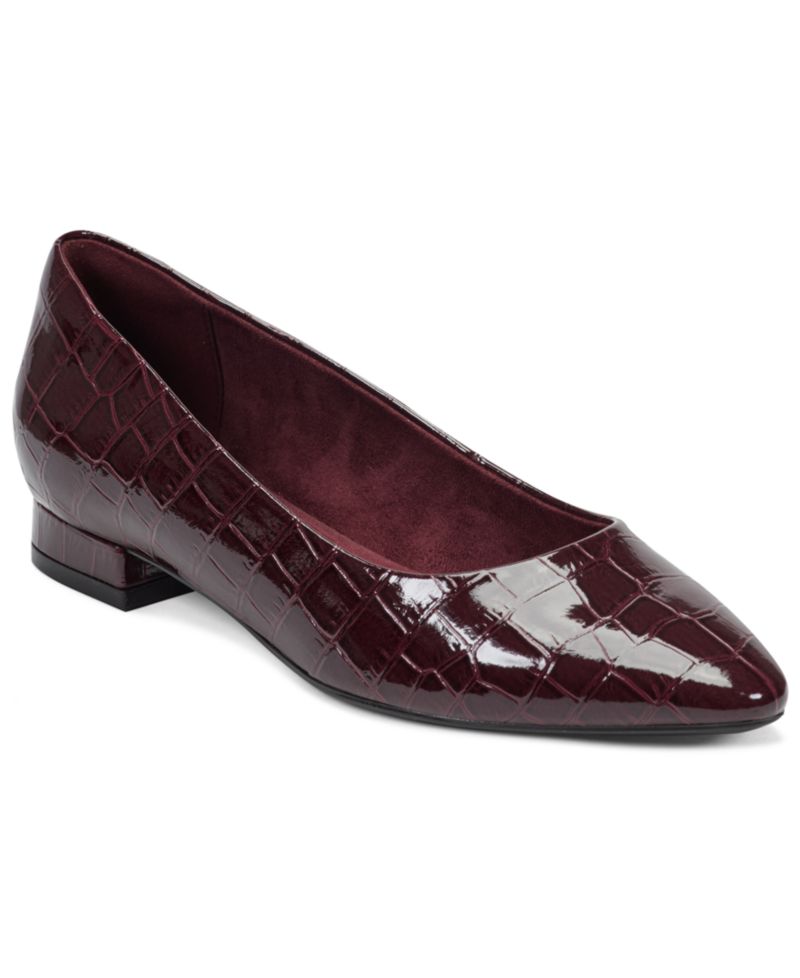 Women's Tessa Total Motion Pointed Toe Dress Flats