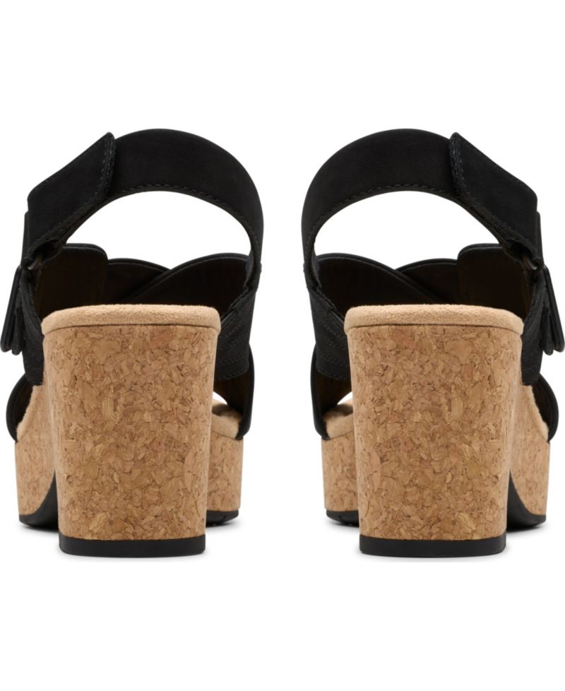 Collection Nerisa West Buckle Wedge Sandals