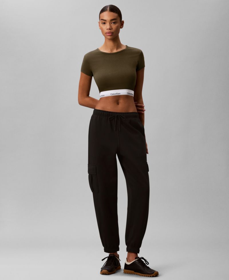 Women's Modern Short-Sleeve Cropped T-Shirt