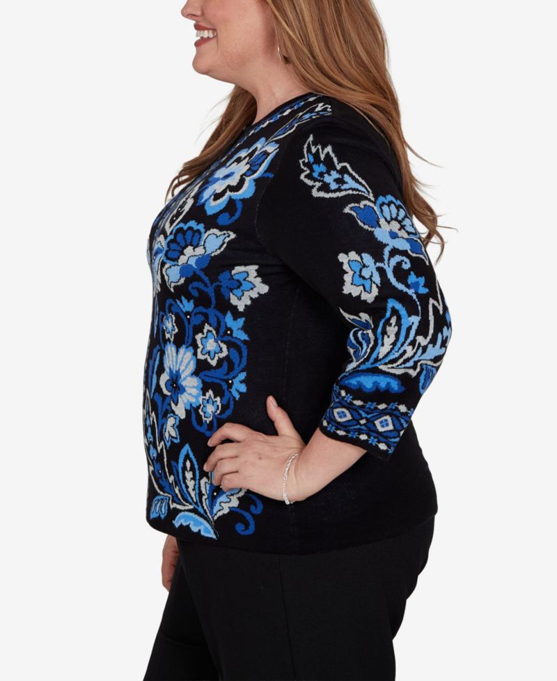 Plus Size Keyhole Neck 3/4-Sleeve Pullover Sweater
