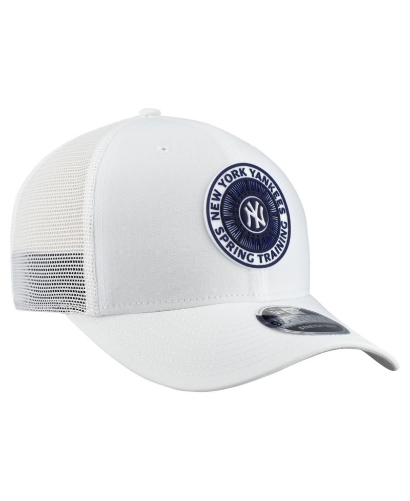 Men's White New York Yankees 2026 Spring Training Fan Pack 9SEVENTY Adjustable Trucker Hat