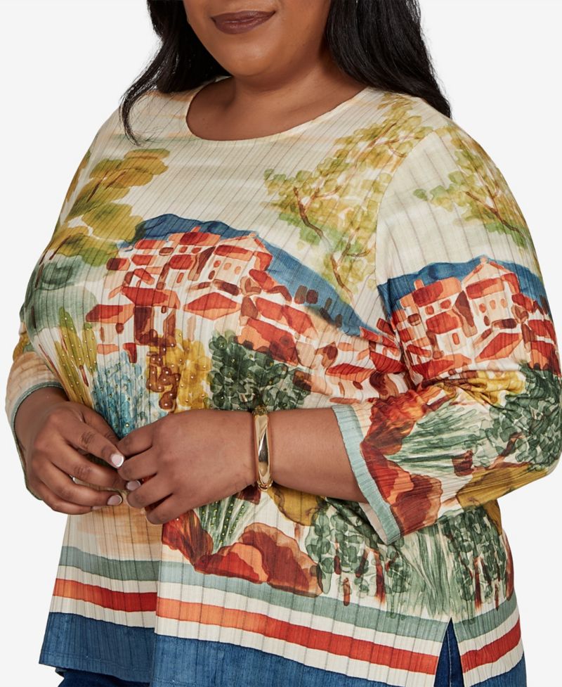 Plus Size 3/4-Sleeve Side-Slit T-Shirt