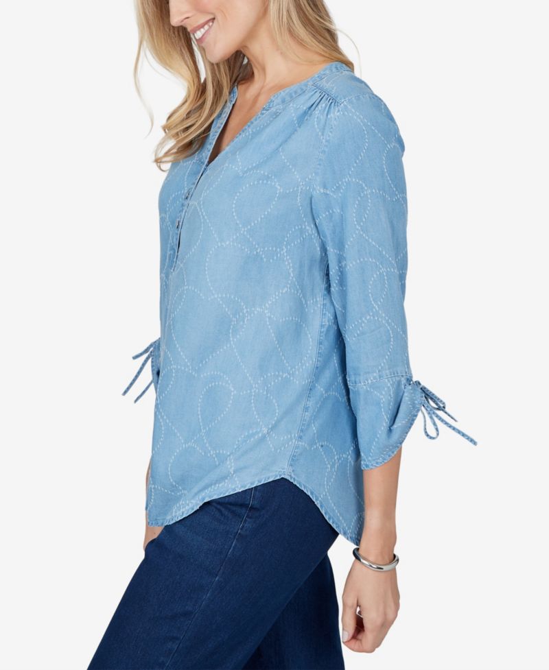 Petite 3/4-Sleeve V-Neck Heart-Print Blouse