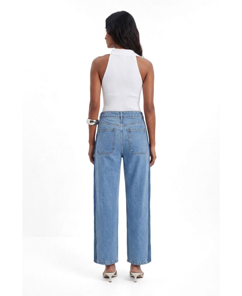 Women's Barrel Leg Jeans