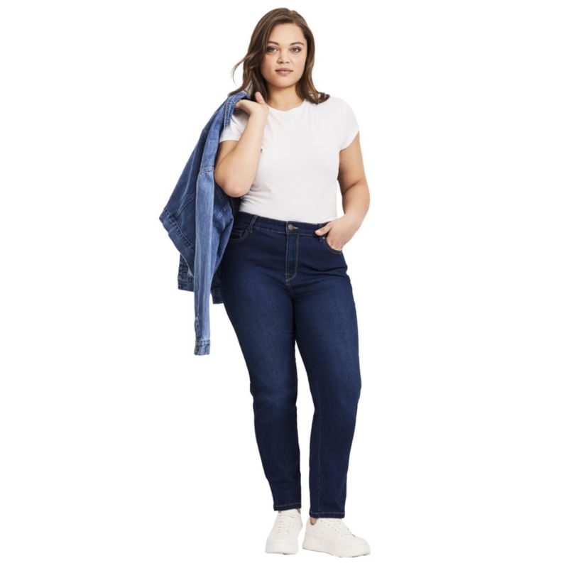 Women's Plus Size Petite Butter Denim Straight Leg Jean