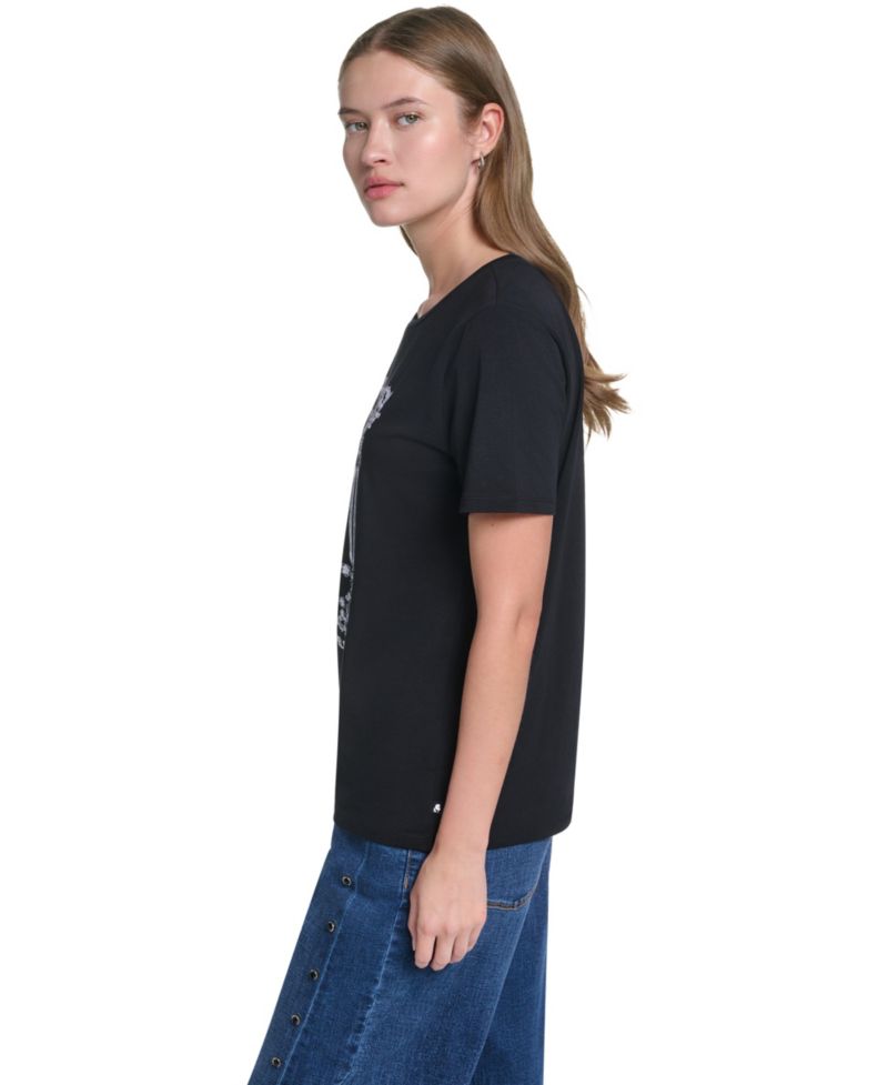 Women's Fashion Girl Graphic Logo T-Shirt