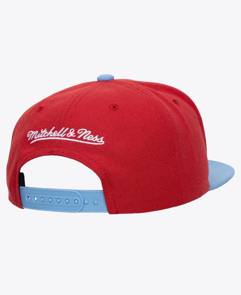 Men's Red Chicago Bulls Legendary Home Snapback Hat