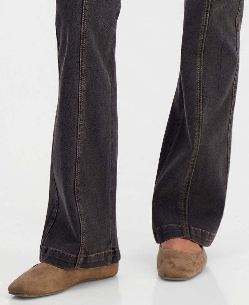Juniors' Low-Rise Cargo Jeans