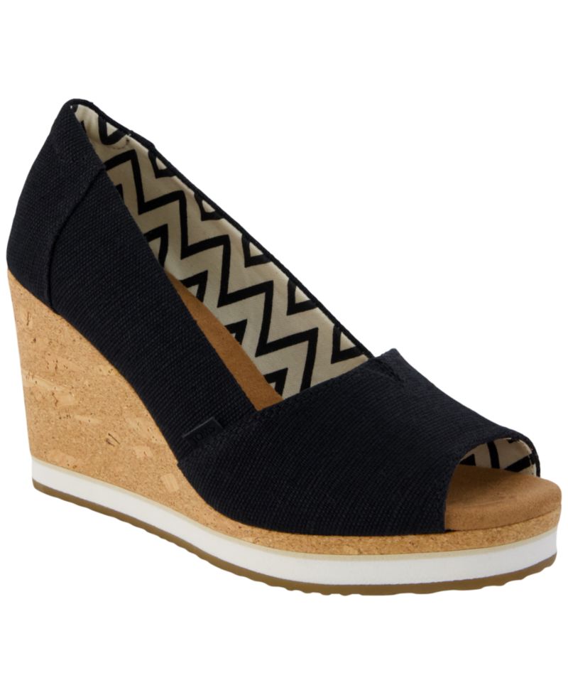 Women's Essential Slip-On Wedge Sandals