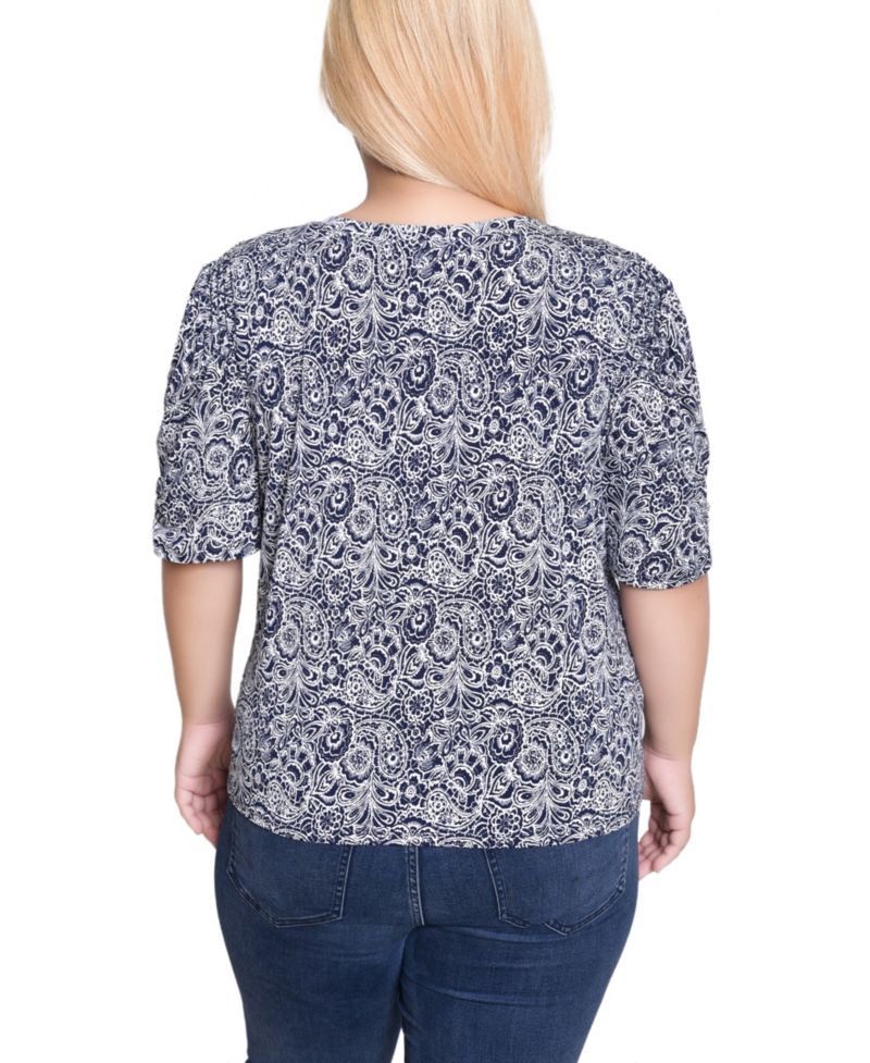 Plus Size Short Sleeve Crew Neck Top