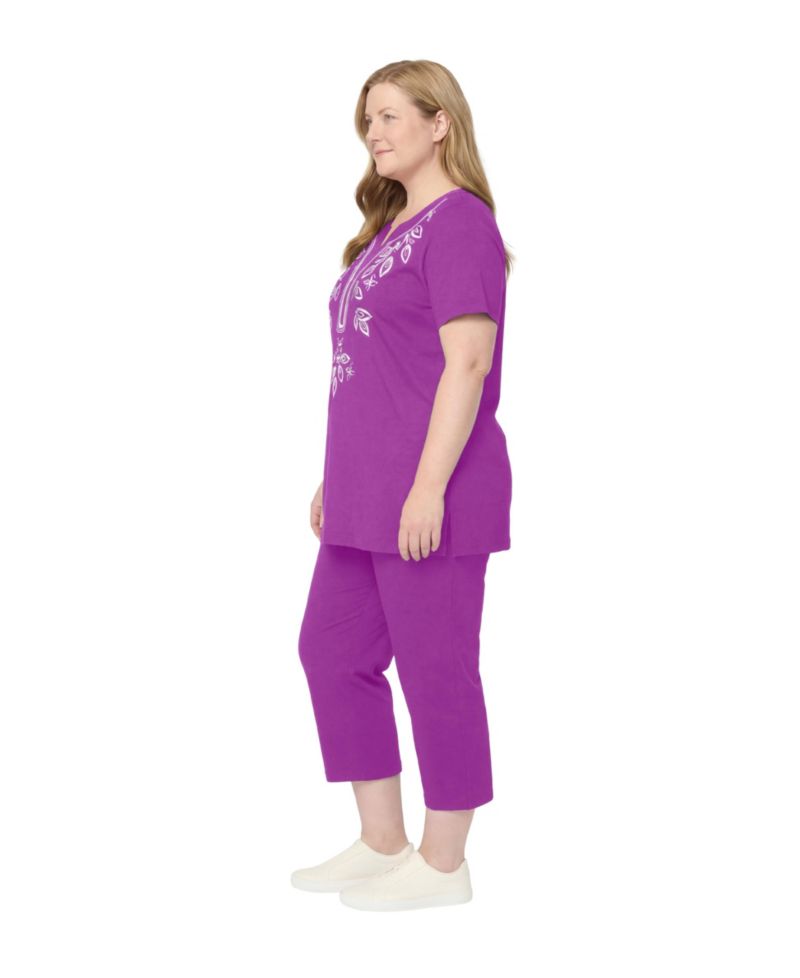 Plus Size Within Printed Tunic and Capri Set