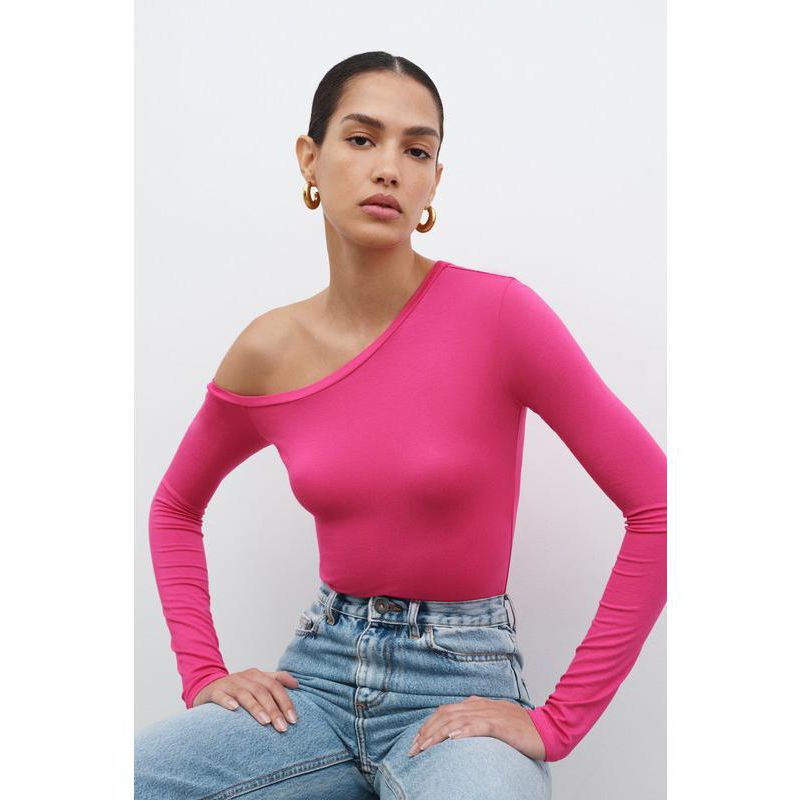 Women's Murray Fitted Off-Shoulder Extra-Long Sleeve Jersey Top