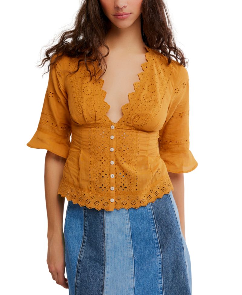 Women's Salone Eyelet V-Neck 3/4-Sleeve Top