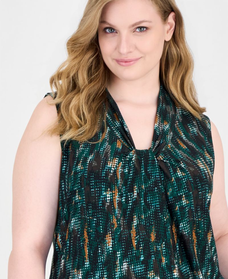 Plus Size Knot Front Printed Blouse
