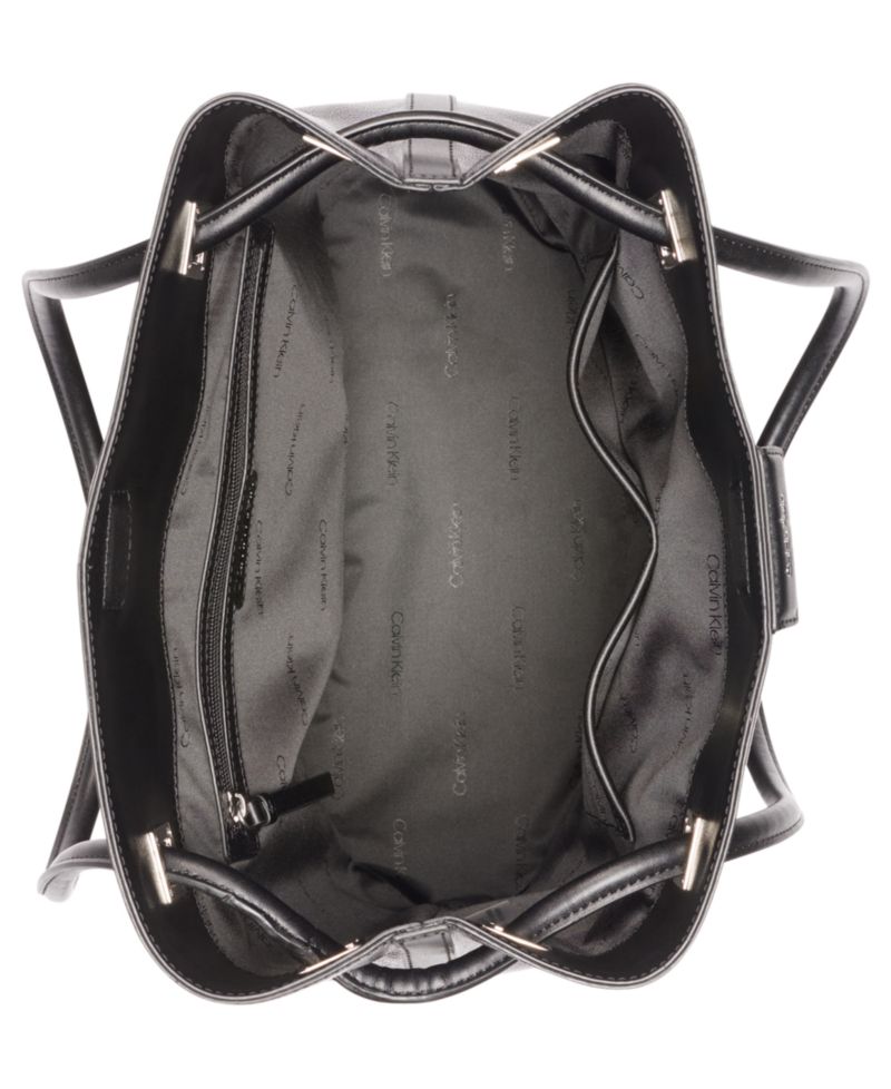 Ash Tote with Magnetic Snap